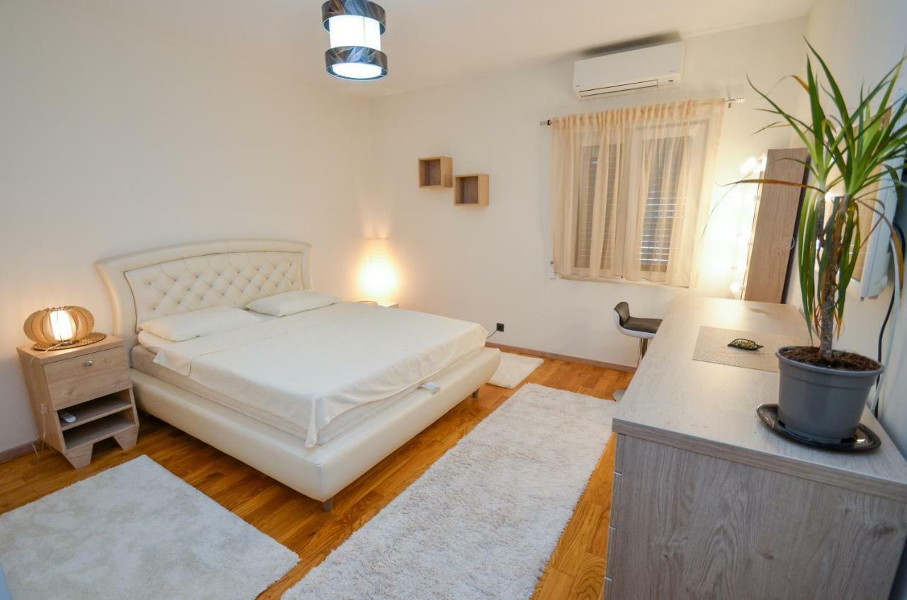 Apartment Radulovic Cattaro Esterno foto