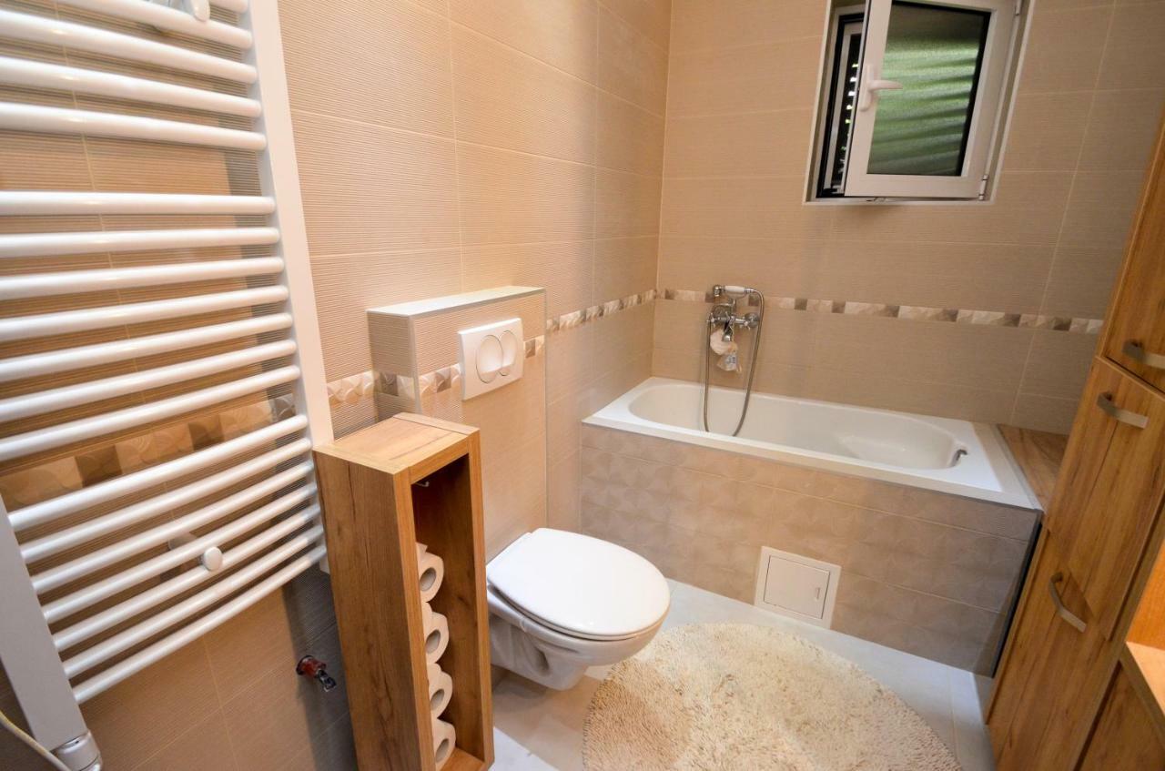 Apartment Radulovic Cattaro Esterno foto